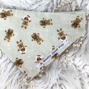 🐶 4 for $16 DOG BANDANA GINGERBREAD FUN
